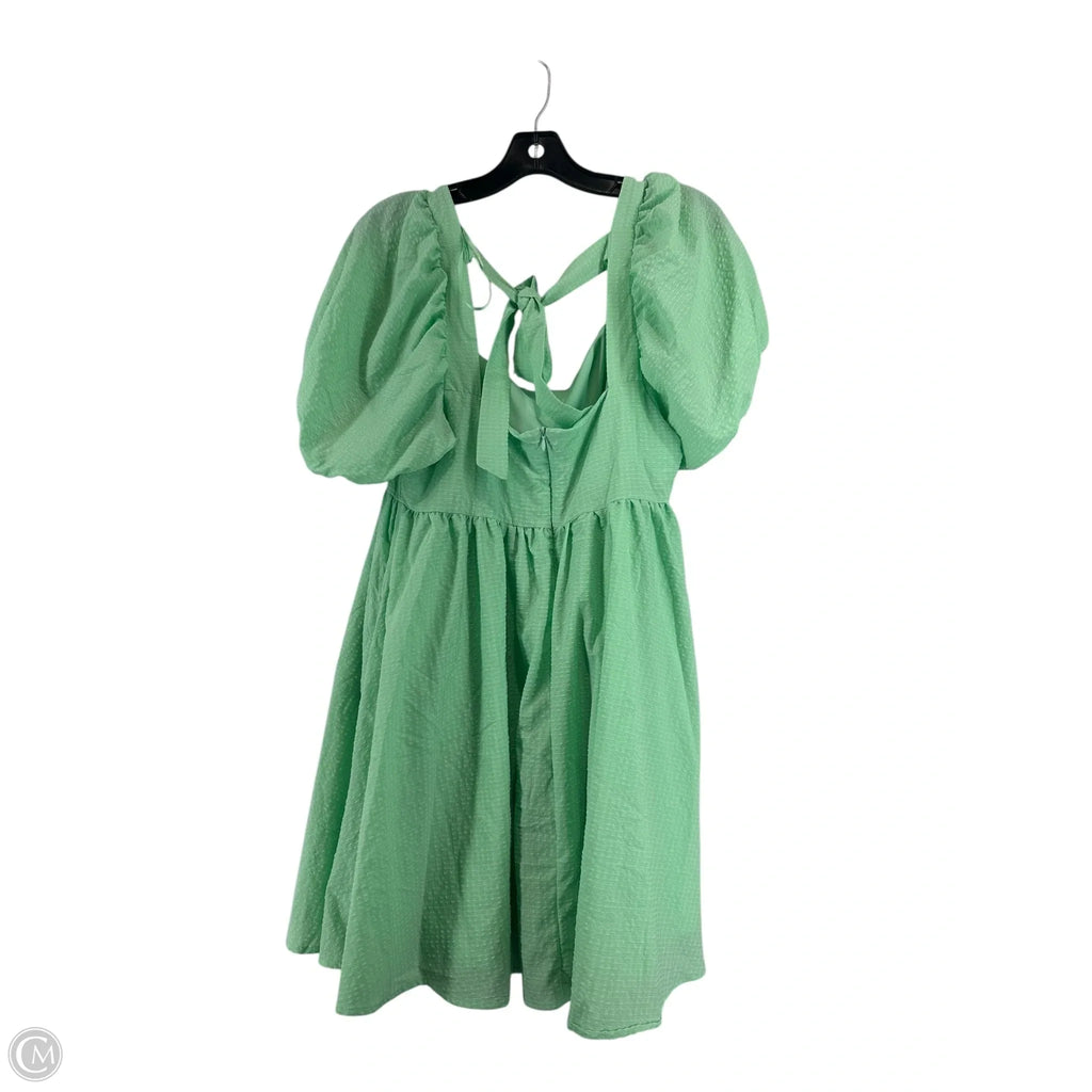 Dress Casual Short By Mable In Green, Size: L